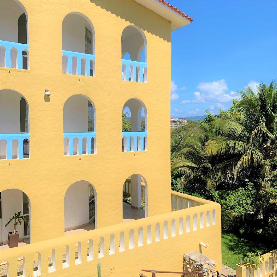 Villas & Resort Luz De Luna Santa Cruz Huatulco Bagian luar foto